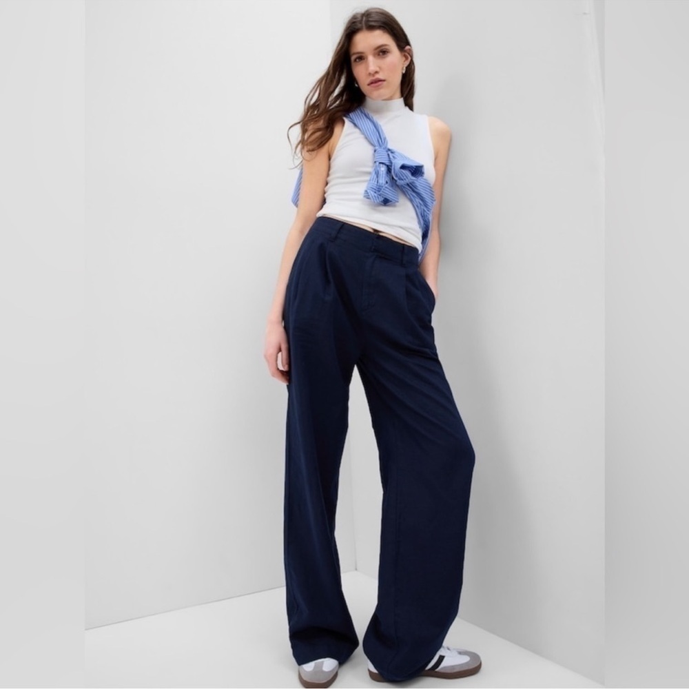 GAP Uniform Navy High Rise Linen-Cotton Pleated Wide Leg Pants (Faulty zipper) 🥢
